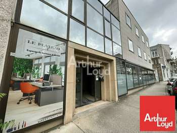 A louer bureaux 300m² à Poitiers rue Petonnet