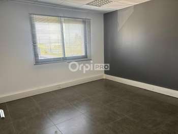Bureau 81m² à louer à Avignon