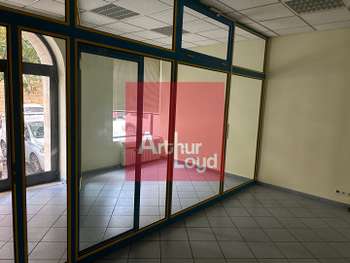 A louer bureaux 78m² et 61m² centre-ville Condom