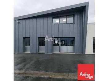Location bureaux 115m² à la Crèche proche A83 A10