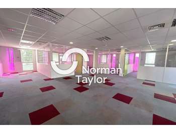 A louer bureaux 211m² au Crès Est de Montpellier