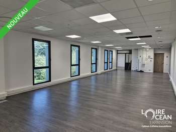 Bureaux récents 112m² à louer à Pornic route Bleue