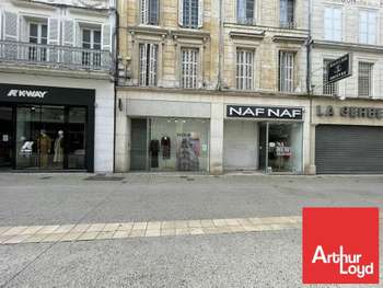 Loue cellule 170m² en rue N°1 hyper centre Niort