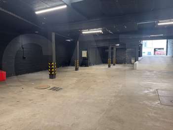 A louer entrepôt de stockage 360m² Rennes centre 