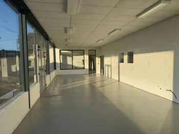 Bien commercial 422m² à louer Aÿ-Champagne