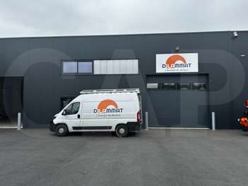 Opportunité Locative 233m² à Guichen