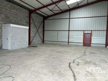 Local d'activité de 150m² à louer à Trélazé