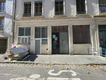 Locaux 186m² rue d'Alsace à Villeurbanne 