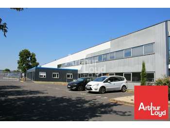 Local d'activité industriel 8252m² à Châtellerault