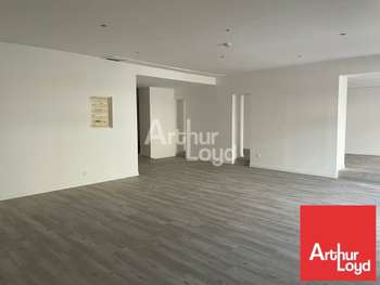 Local 160m² à louer La Roche-sur-Yon Pentagone