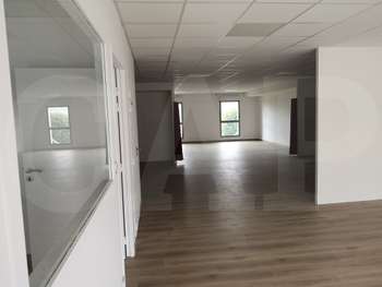 A louer local d'activité récent 228m² à Pontivy