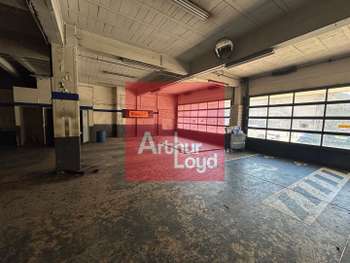 A louer local commercial 534m² axe majeur d'Agen