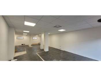 A louer locaux commerciaux 75m² à Montpellier 