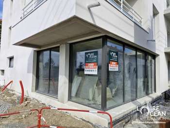 A louer local commercial neuf 74m² à Pornic