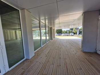 A louer local commercial  170m² Vannes Ouest