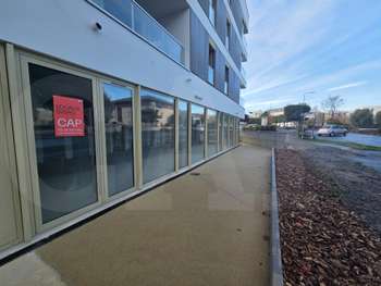 A louer local commercial 104m² à Saint-Malo