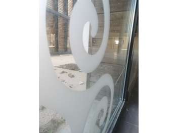 A louer local commercial 150m² Z.C. Vannes Nord
