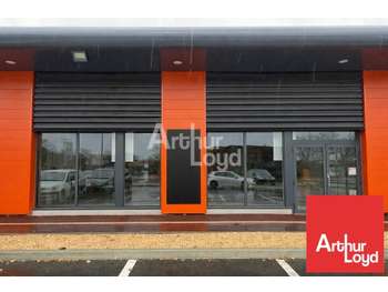 Cellule commerciale 314m² à louer à Niort