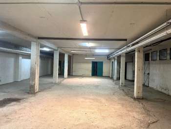 A louer local de stockage 180m² au Sud de Valence