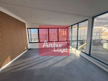Vente bureaux 152m² avec grande terrasse à Boé