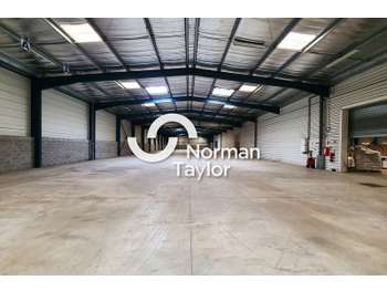 Vente entrepôt logistique 2752m² à Béziers A9/A75