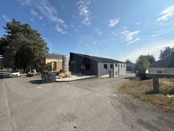 Bâtiment d’activités 511m² à vendre à Châteaugiron