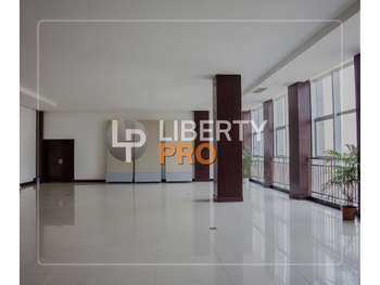 LOCAL D’ACTIVITÉ DE 250 m² AVEC LOFT