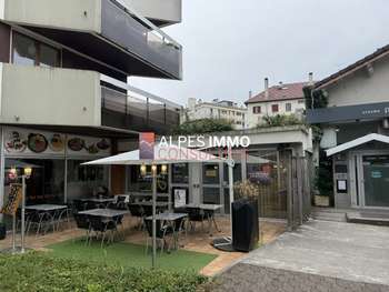 Vente murs commerciaux de 72m² à Annecy centre