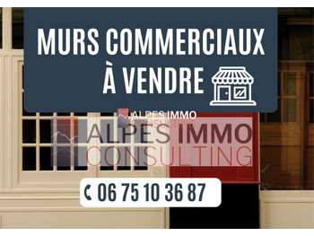 À vendre local commercial 135m² centre-ville Gap