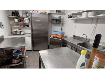 AV murs commerciaux restaurant + appart Guécélard