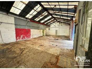 Local commercial 308m² à vendre à Nantes