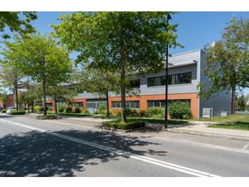 LOCAL ACTIVITE - ATELIER DEPOT + BUREAUX -ALENCON