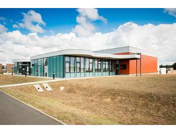 A louer ateliers agroalimentaires proche Blois