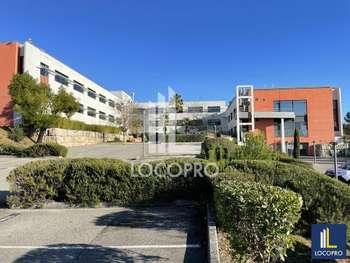 Bureaux de 709m² à louer à Biot Saint-Philippe