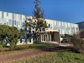 Bureaux 1 450m² divisibles à louer en za Rillieux