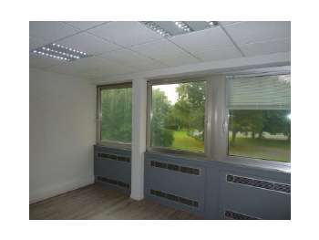 Bureaux de 15m² à louer à Neuville-en-Ferrain
