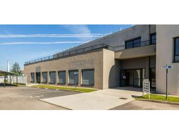 Bureaux lumineux de 218m² à louer à Saint Priest