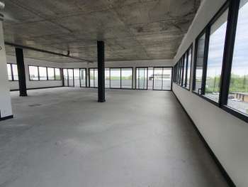 Bureaux ERP de 380m² à louer à Mérignac