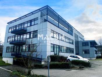 Loue bureaux 489m² à St Priest parc technologique