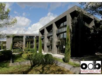 A louer bureaux 105m² centre Sophia gare routière