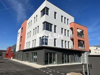 À louer bureaux de 154m² divisibles à Chassieu