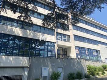 Bureaux divisibles de 1 139m² à louer à Ecully