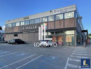 A louer bureaux de 370m² divisibles à Grasse