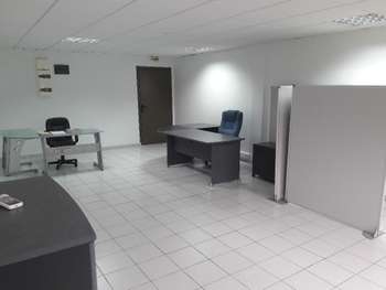 Loue bureaux climatisé de 40m² ZFU Fort De France