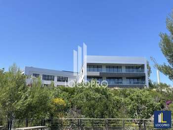 A louer bureaux neufs de 2252m² à Valbonne