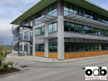 Loue bureaux 313m² à Sophia-Antipolis St Philippe