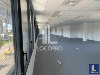 Loue bureaux neufs erp 548m² à Nice Arenas
