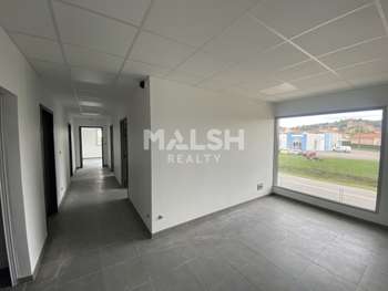 Loue bureaux neufs à partir de 91m² à Chanas
