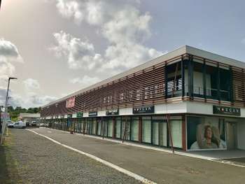A louer bureaux neufs de 71.5m² à Jarry