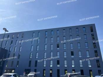 A louer bureaux de 420m² à Rennes Champeaux